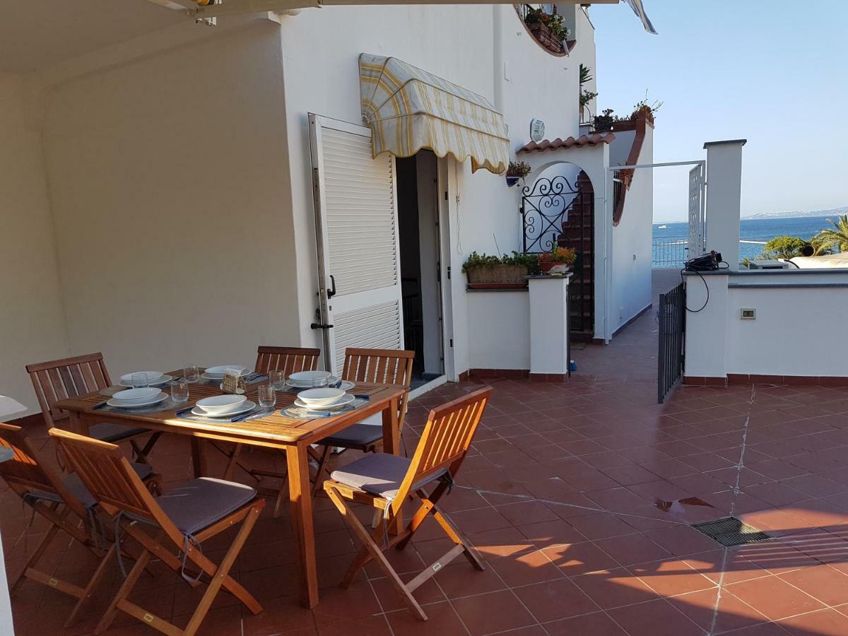 La Terrazza Dell^Ippocampo #Seaview Apartment อีสเกีย ภายนอก รูปภาพ