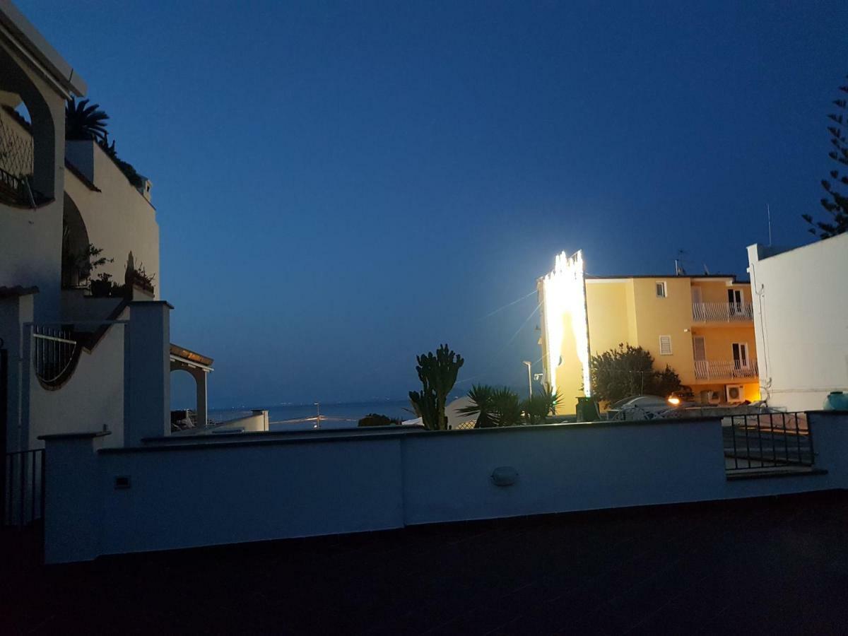 La Terrazza Dell^Ippocampo #Seaview Apartment อีสเกีย ภายนอก รูปภาพ